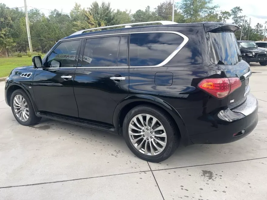 2017 Infiniti QX80 Base photo 1