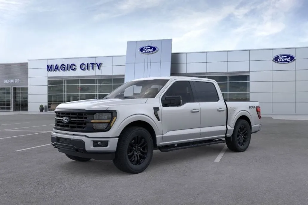 2025 Ford F-150 XLT photo 1