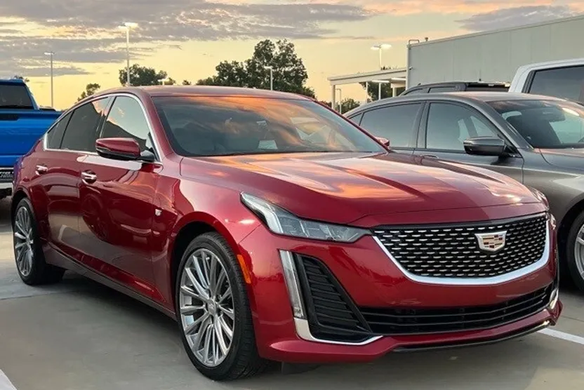 2021 Cadillac CT5 Premium Luxury photo 1