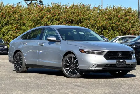 2025 Honda Accord Hybrid Touring photo 2