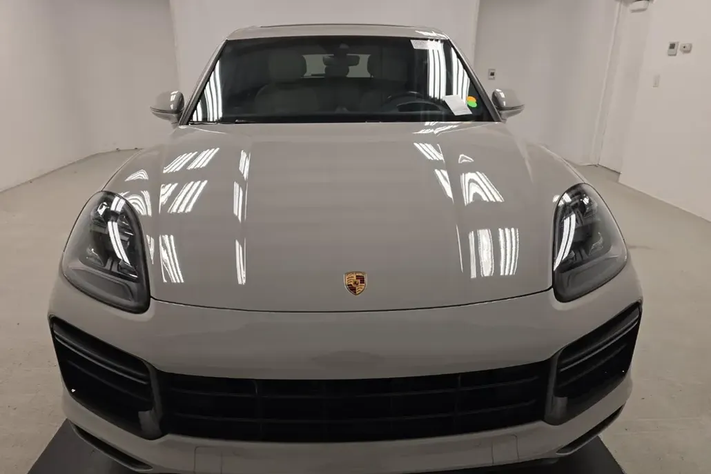 2021 Porsche Cayenne Turbo photo 1