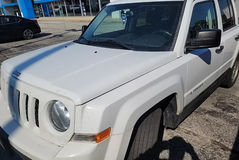 2017 Jeep Patriot Sport photo 1