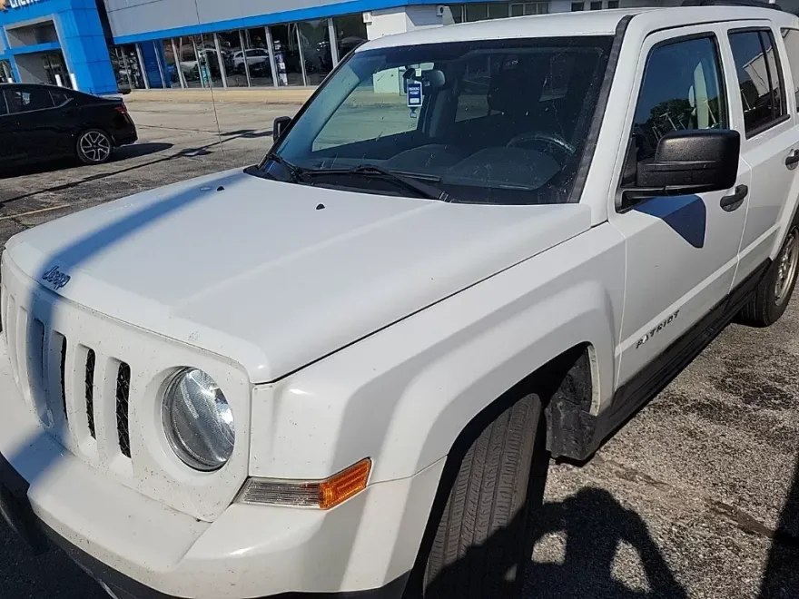 2017 Jeep Patriot Sport photo 1