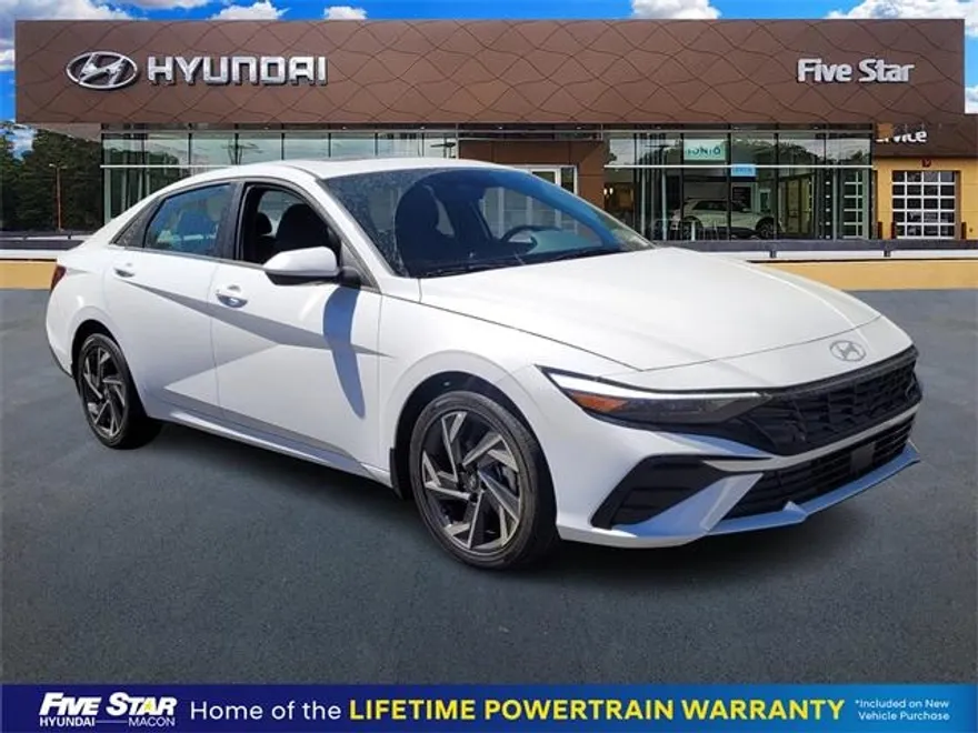 2025 Hyundai Elantra SEL Convenience photo 1