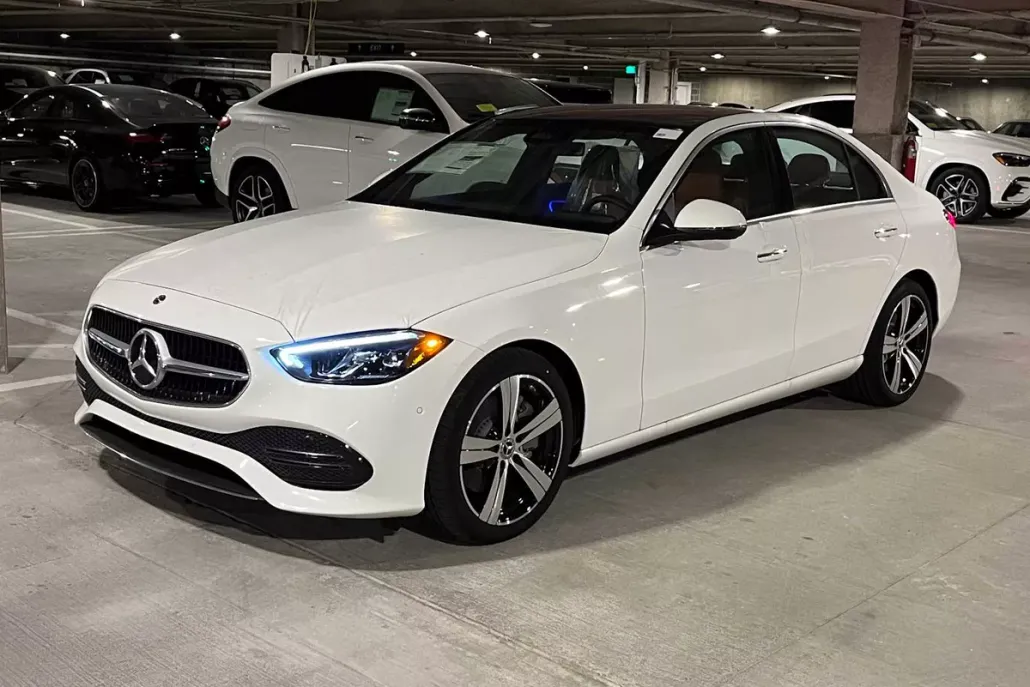 2025 Mercedes Benz C 300 4MATIC photo 1