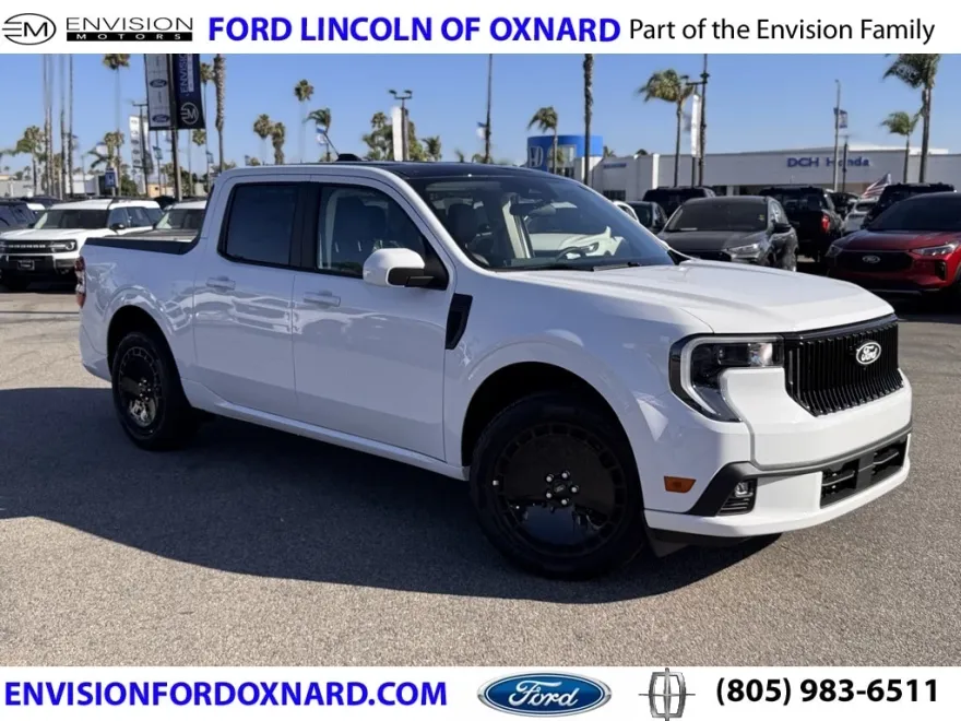 2025 Ford Maverick photo 1