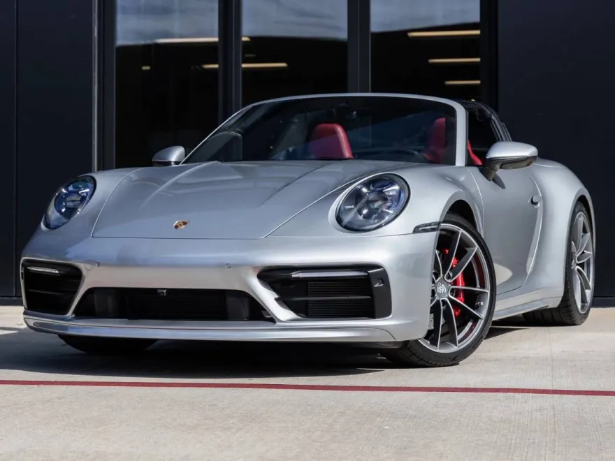 2022 Porsche 911 Targa 4S photo 1
