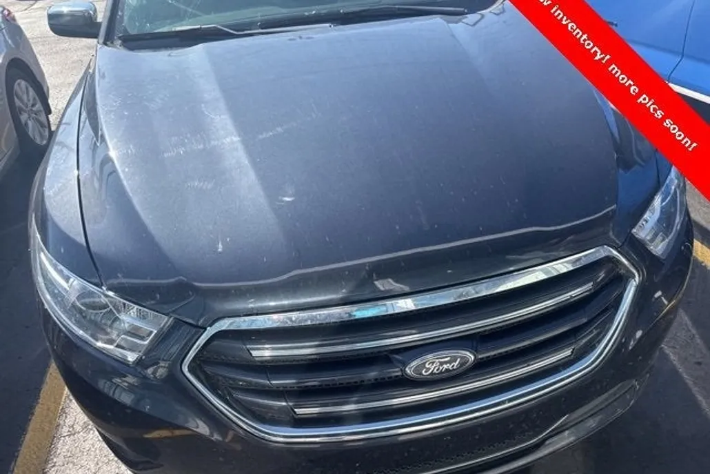 2017 Ford Taurus Limited photo 1