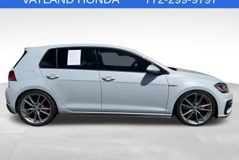 2019 Volkswagen Golf GTI Rabbit SE Autobahn photo 3