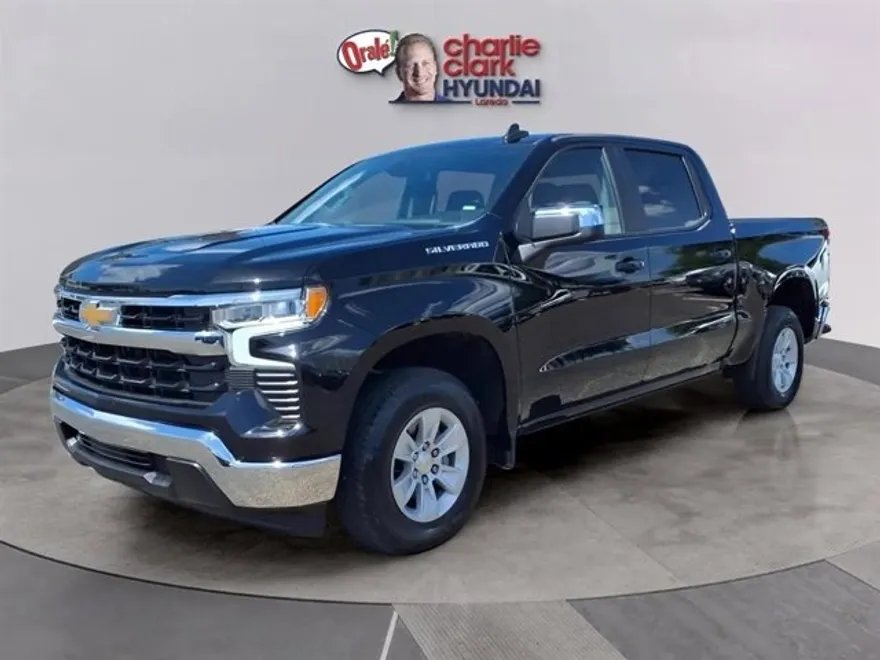 2025 Chevrolet Silverado 1500 LT photo 1