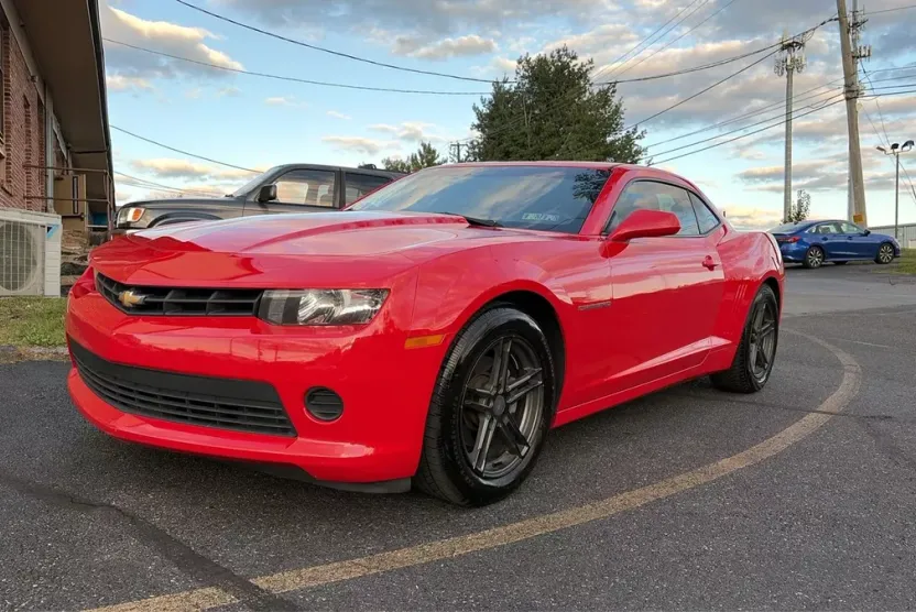 2015 Chevrolet Camaro LS Coupe photo 1