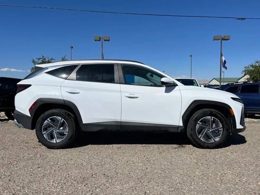 2025 Hyundai Tucson Hybrid Blue photo 1