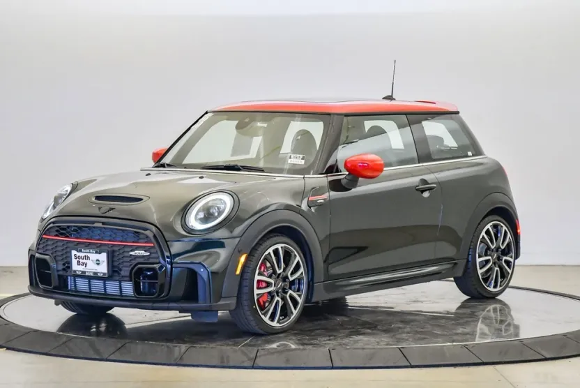 2023 Mini Cooper 2 Door Hardtop photo 1