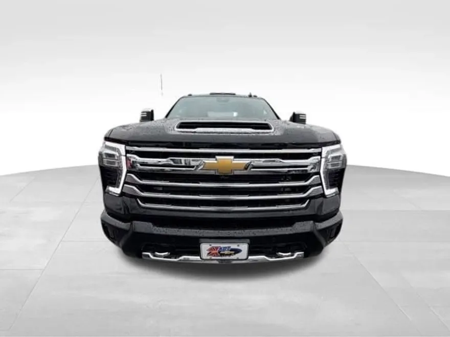 2024 Chevrolet Silverado 2500HD High Country photo 1