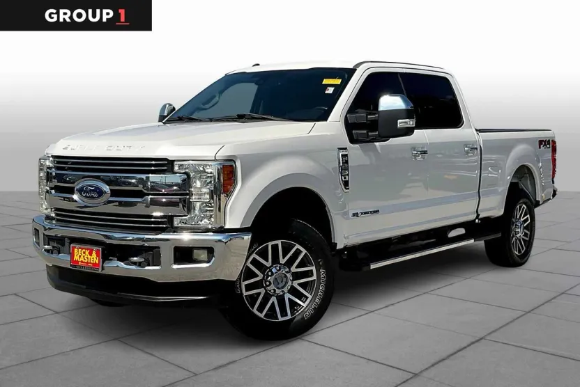 2017 Ford F-250 Lariat photo 1