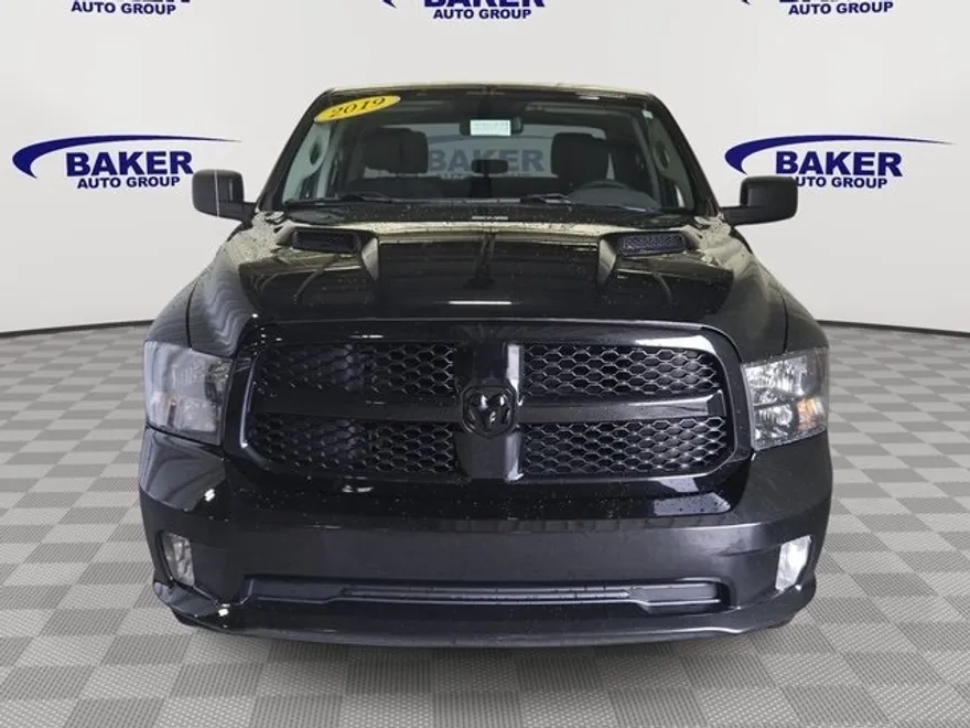 2019 Ram 1500 Classic Express photo 1