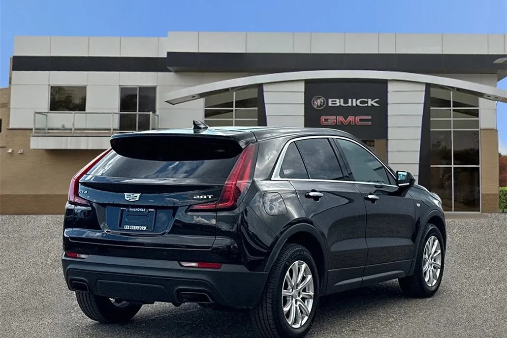 2019 Cadillac XT4 Luxury photo 1