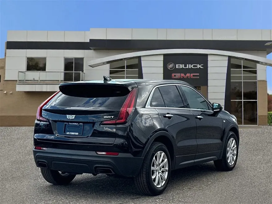 2019 Cadillac XT4 Luxury photo 1