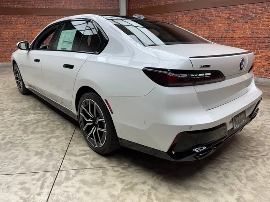 2025 Bmw 760i xDrive photo 1
