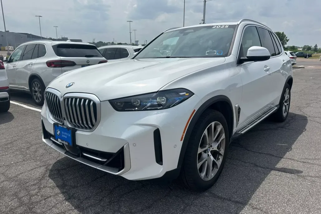 2025 Bmw X5 xDrive40i photo 1