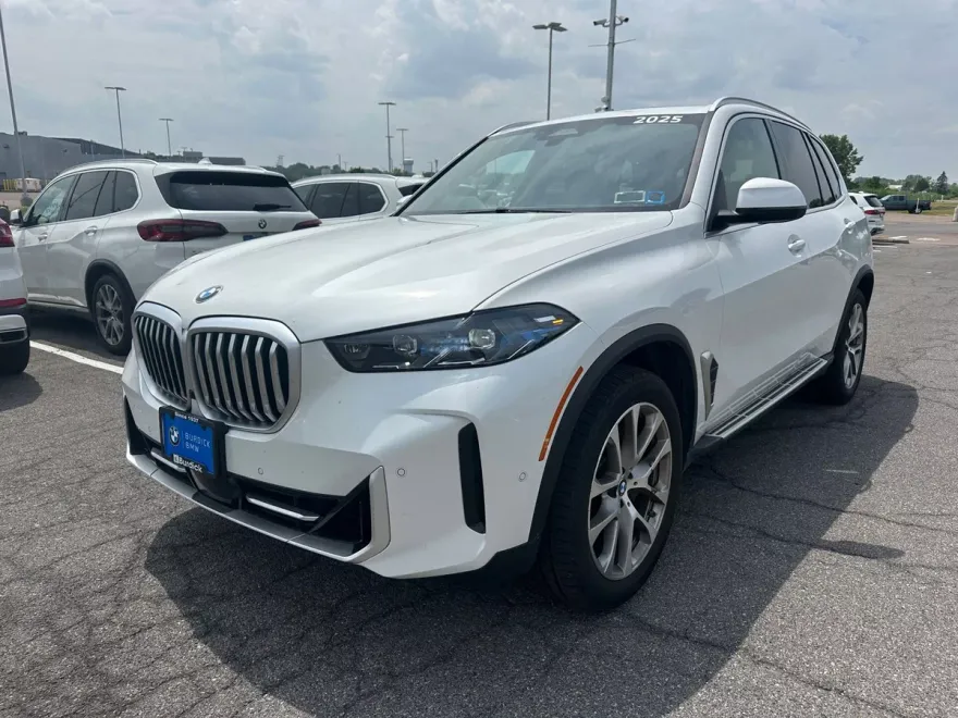 2025 Bmw X5 xDrive40i photo 1
