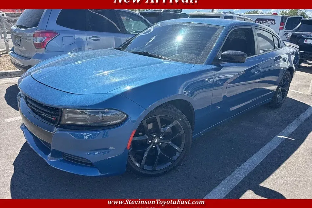 2021 Dodge Charger SXT photo 1