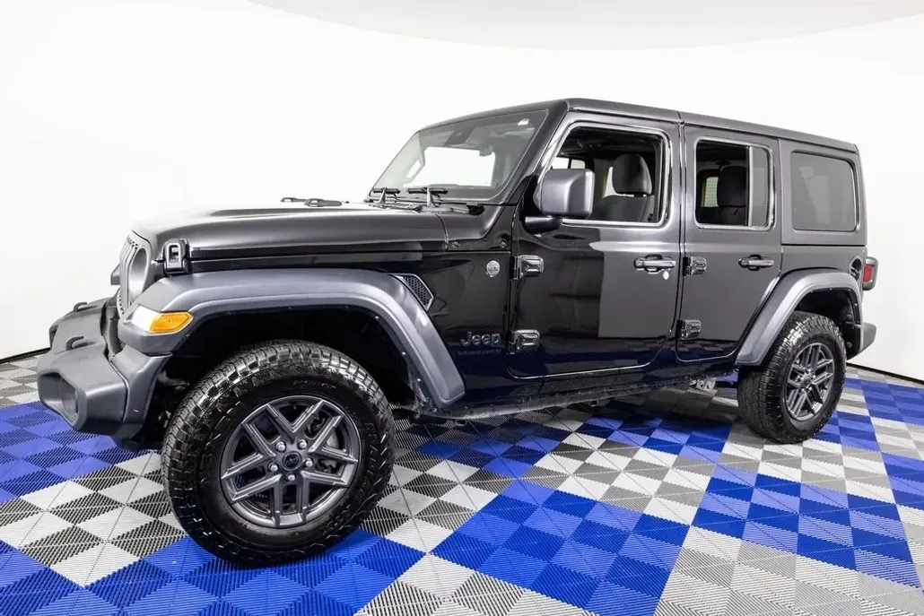 2024 Jeep Wrangler Sport S photo 1