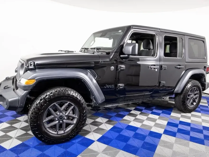 2024 Jeep Wrangler Sport S photo 1