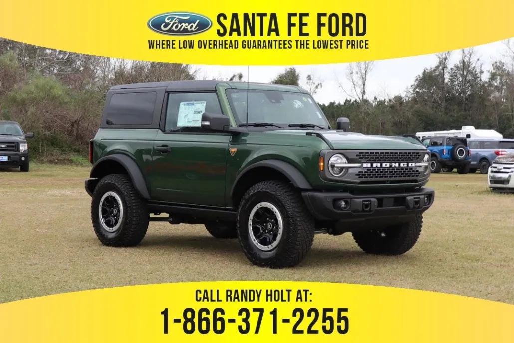 2023 Ford Bronco Badlands photo 1