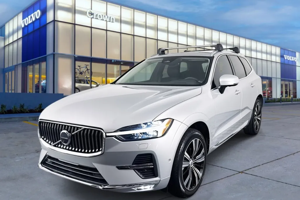 2023 Volvo XC60 B5 Plus photo 1
