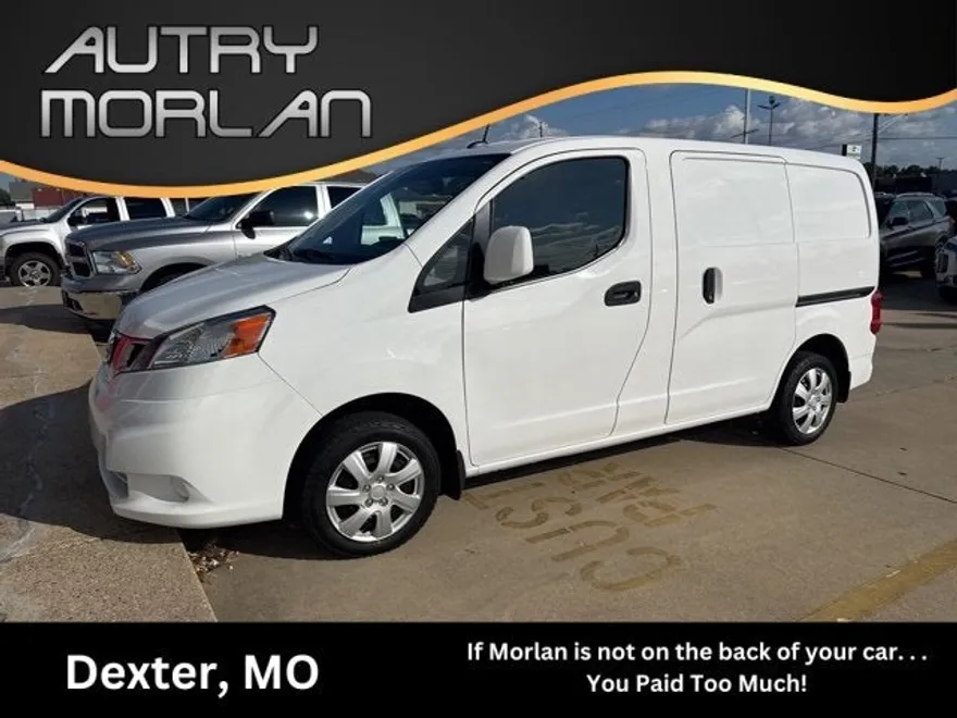 2020 Nissan NV200 SV photo 1