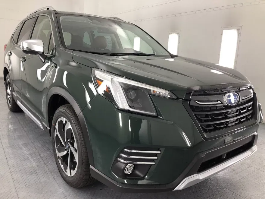 2024 Subaru Forester Touring photo 1