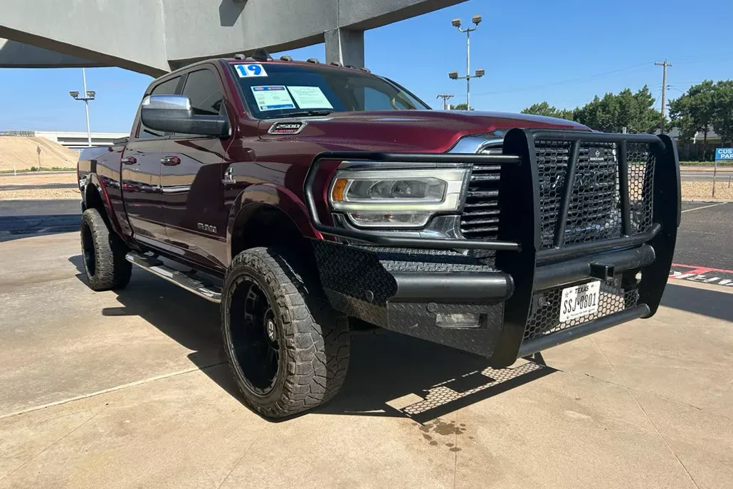 2019 Ram 2500 Laramie photo 1