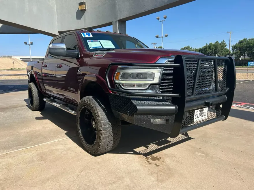 2019 Ram 2500 Laramie photo 1