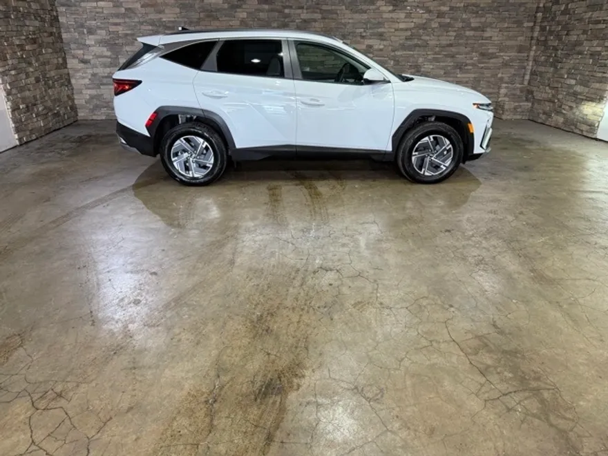 2025 Hyundai Tucson Hybrid Blue photo 1