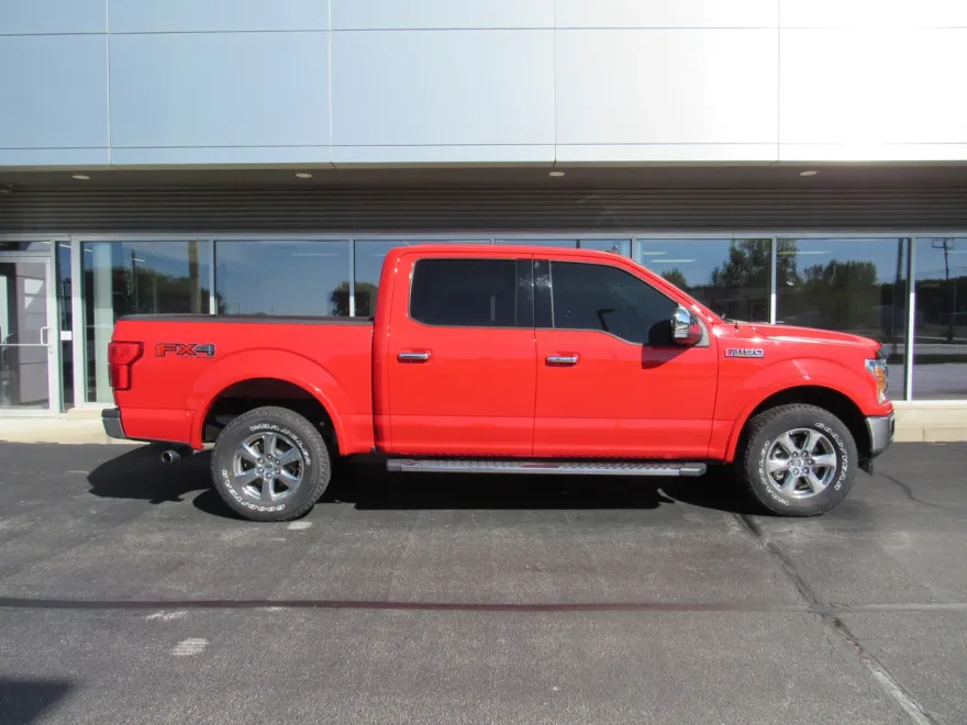 2019 Ford F-150 Lariat photo 1