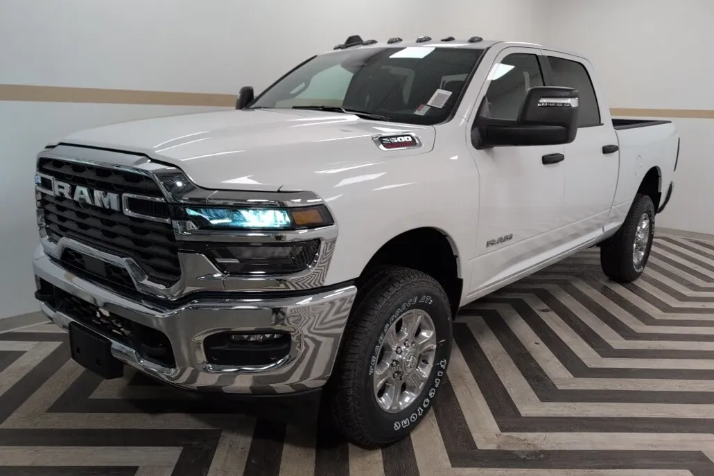 2025 Ram 2500 Big Horn photo 1