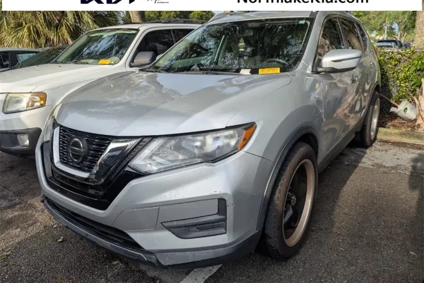 2020 Nissan Rogue S photo 1