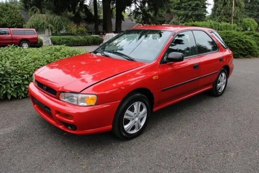 1999 Subaru Impreza L photo 1
