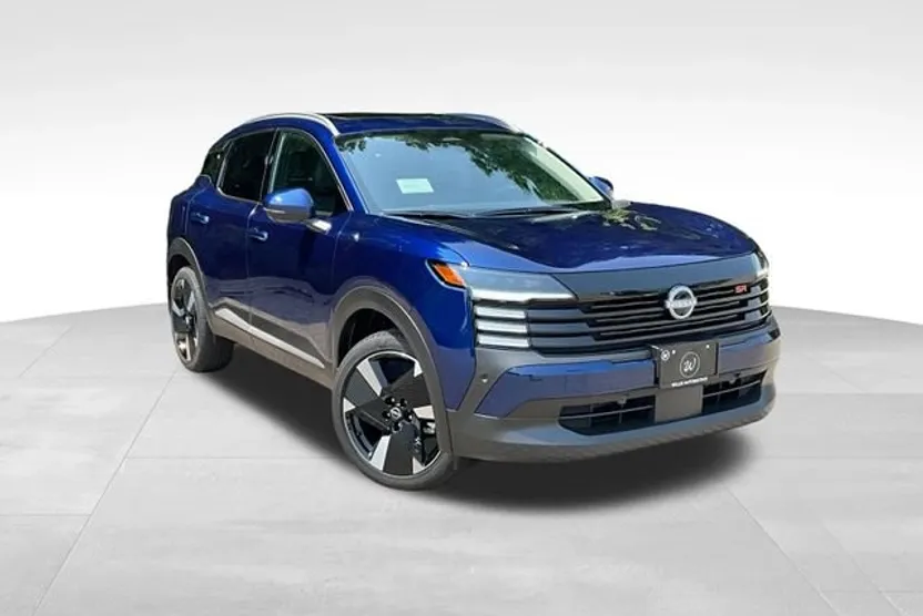 2025 Nissan Kicks SR photo 1