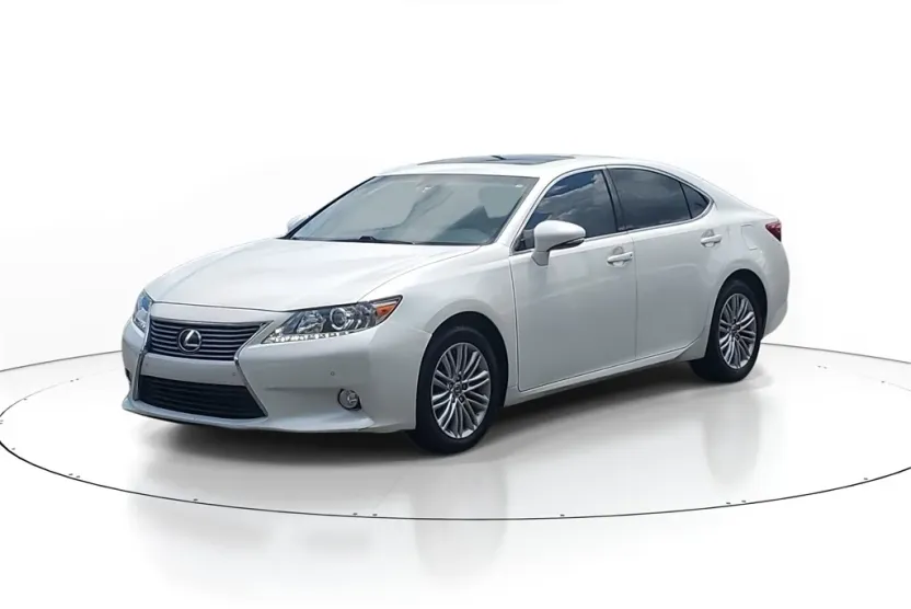 2013 Lexus ES 350 photo 1