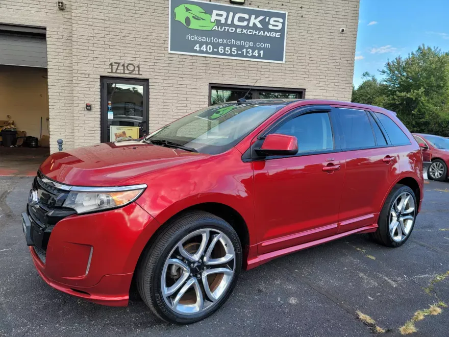 2011 Ford Edge Sport photo 1