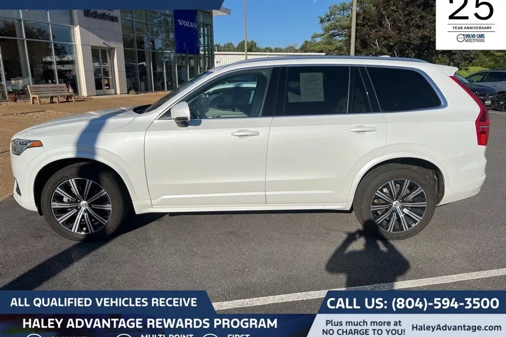 2023 Volvo XC90 Core photo 1