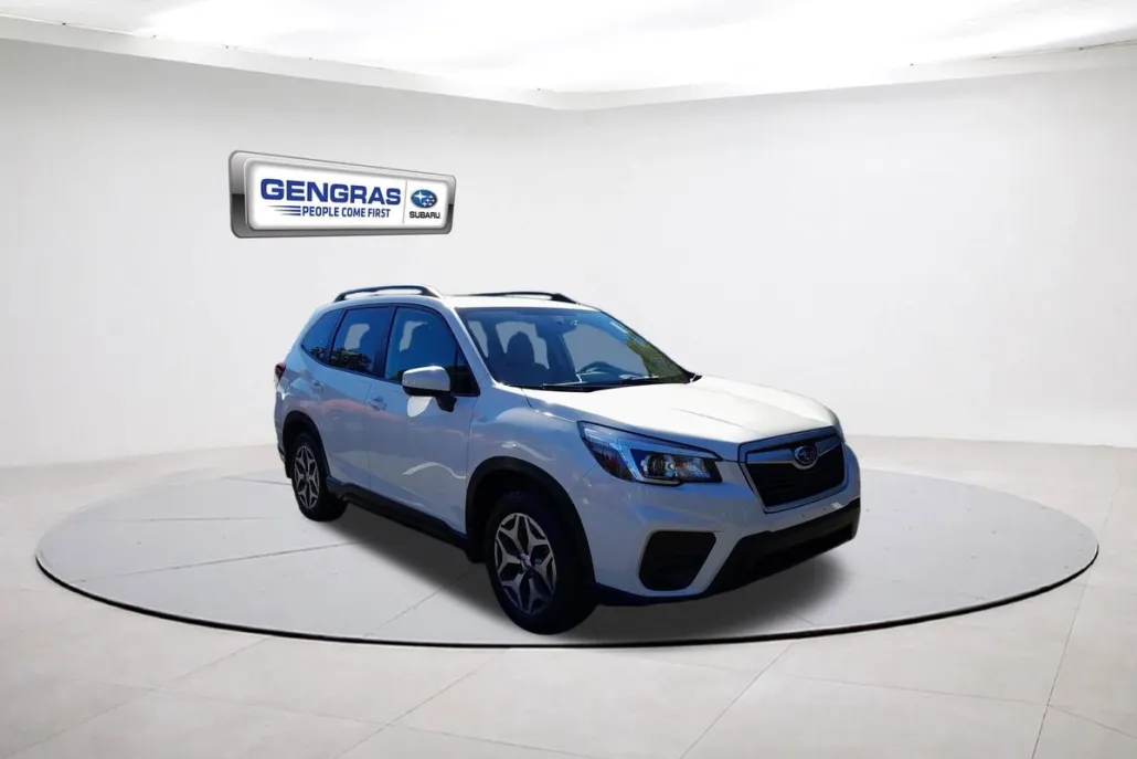 2020 Subaru Forester Premium photo 1