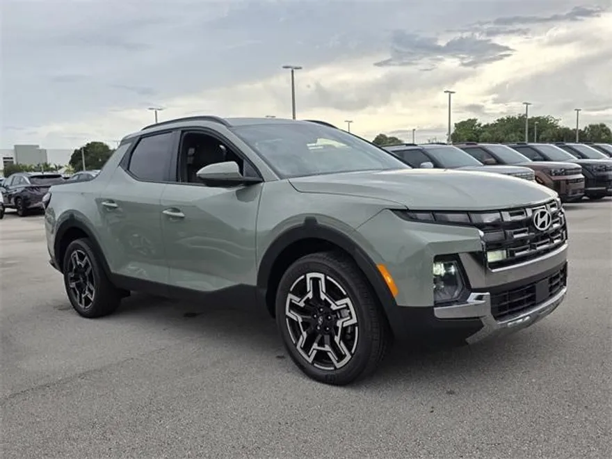 2025 Hyundai Santa Cruz Limited photo 1