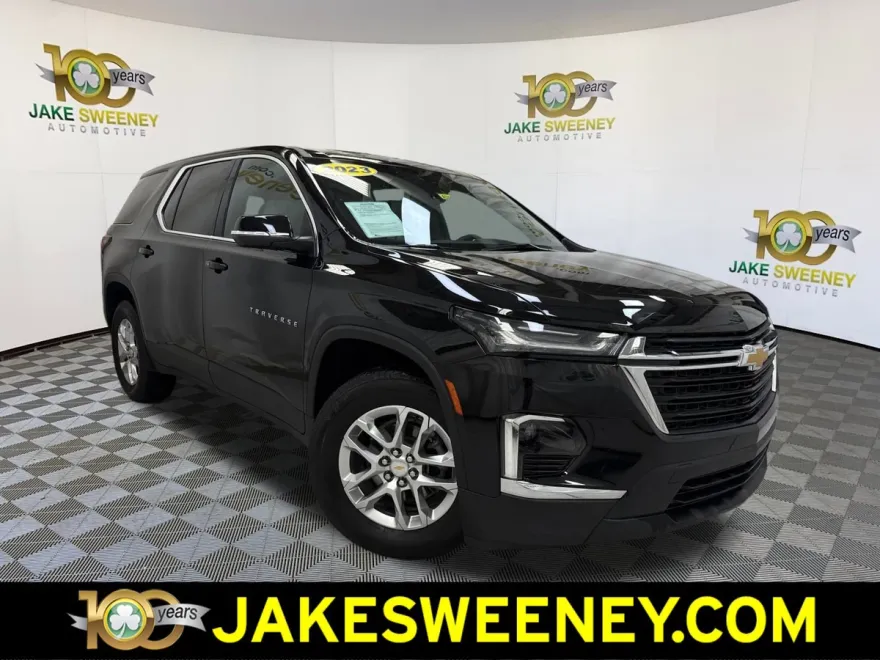 2023 Chevrolet Traverse 1LS photo 1