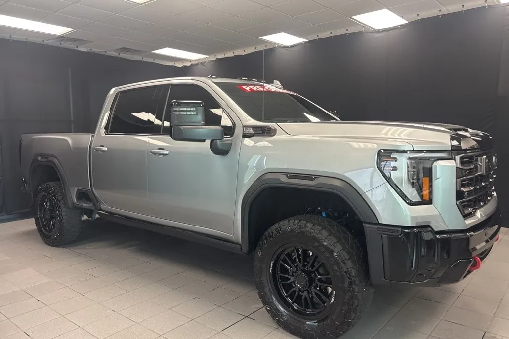 2025 Gmc Sierra 2500 HD AT4X photo 1