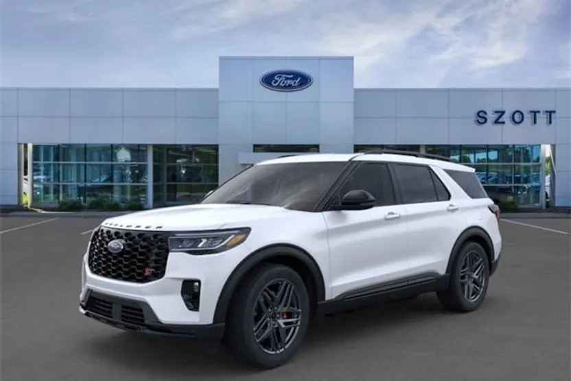 2025 Ford Explorer ST photo 1