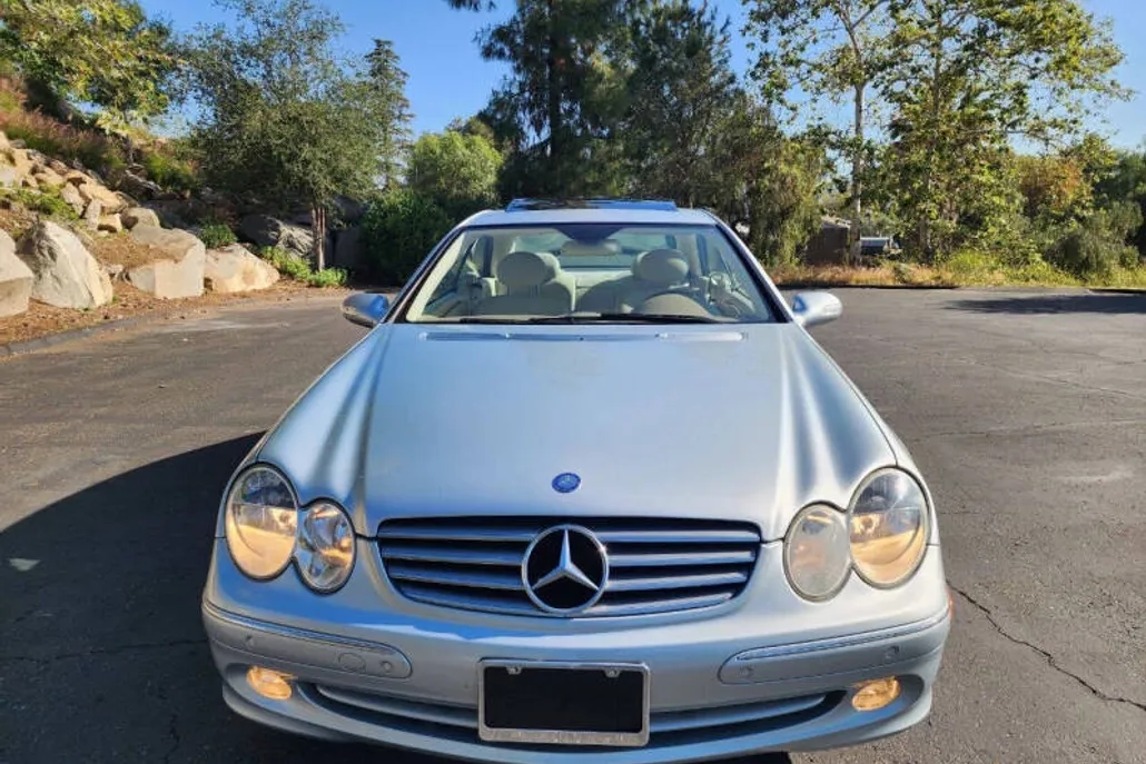 2005 Mercedes Benz CLK 320 photo 1