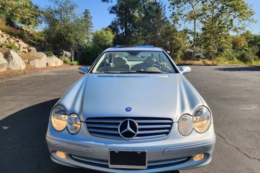 2005 Mercedes Benz CLK 320 photo 1